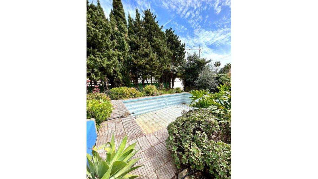 Sale - Villa - Denia - El montgo