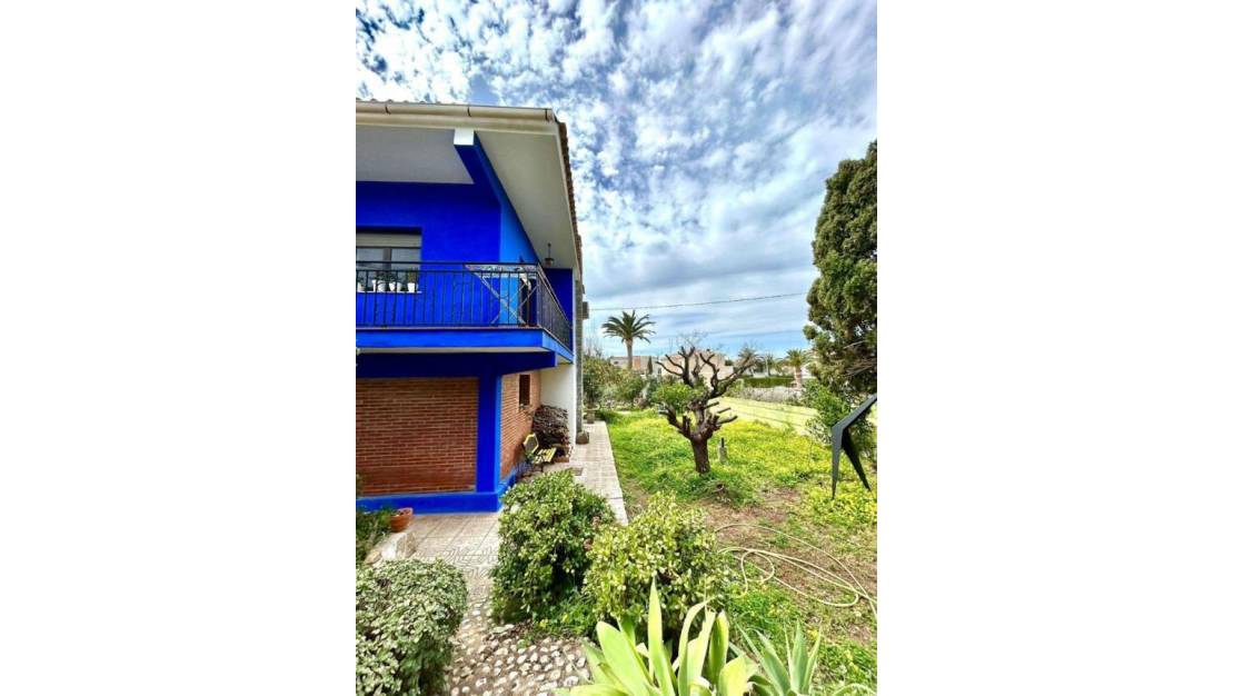 Sale - Villa - Denia - El montgo