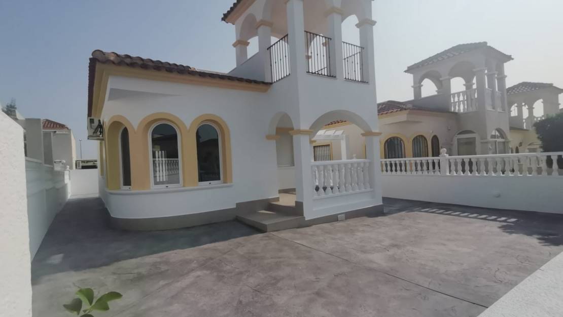 Sale - Villa Detached - Algorfa - Lo Crispin