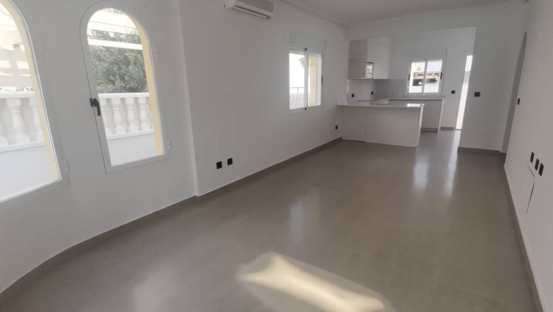 Sale - Villa Detached - Algorfa - Lo Crispin