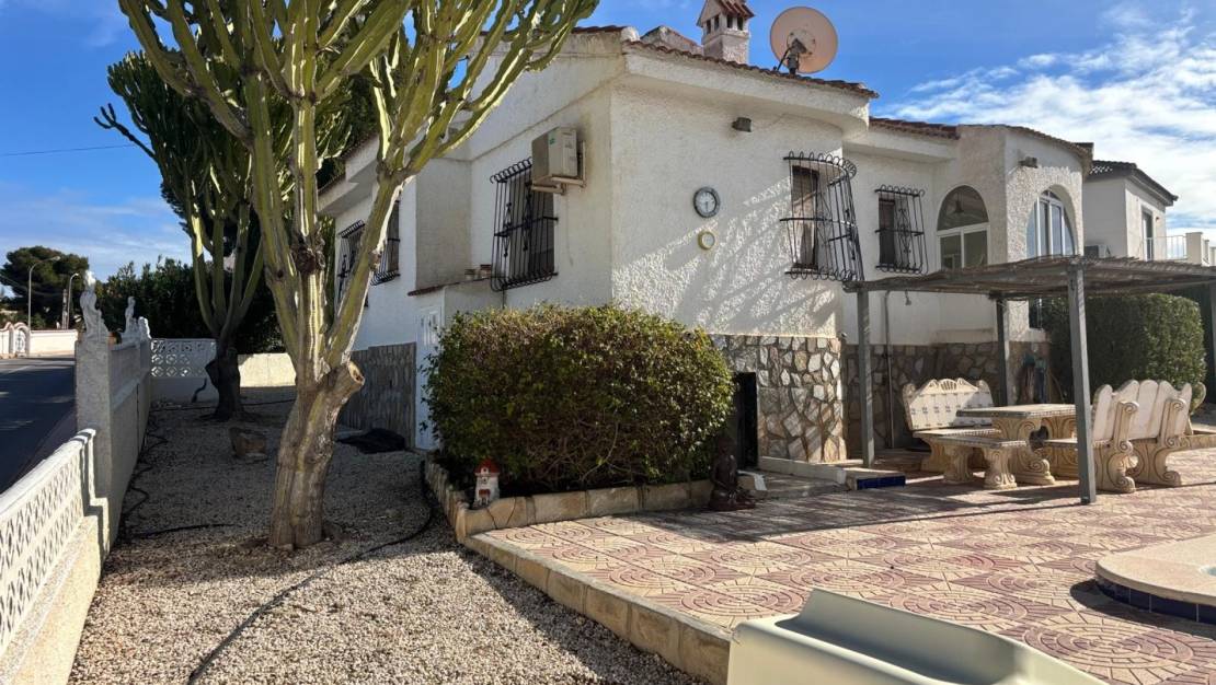 Sale - Villa / Detached - Ciudad Quesada - CENTRO