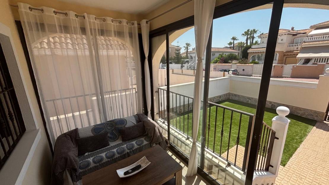 Sale - Villa / Detached - Ciudad Quesada