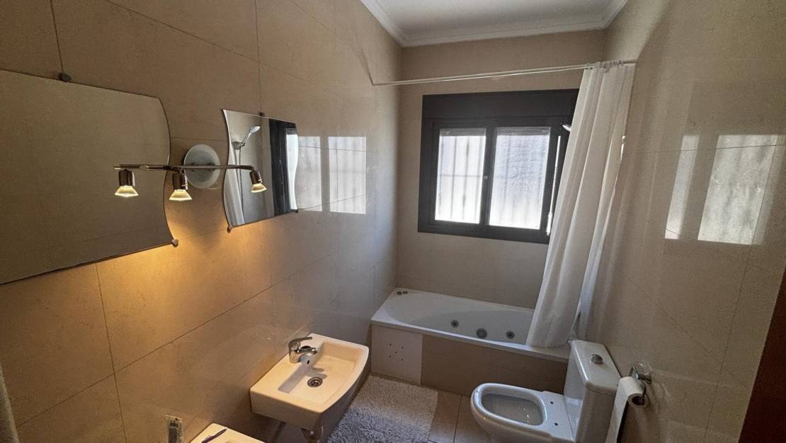 Sale - Villa / Detached - Ciudad Quesada