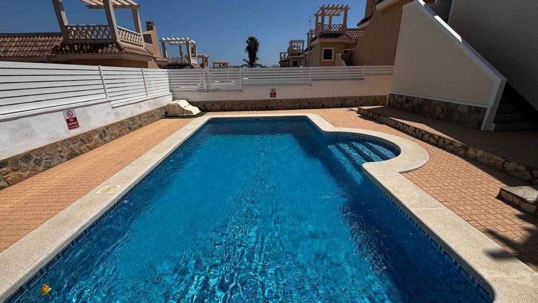 Sale - Villa / Detached - Ciudad Quesada
