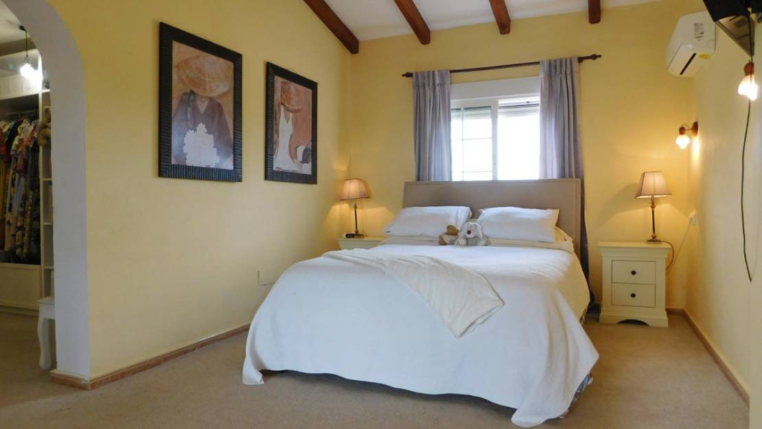 Sale - Villa - Dolores - Dolores Centro