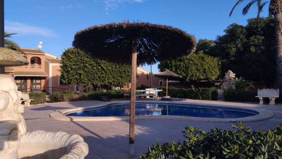 Sale - Villa - Dolores - Dolores Centro