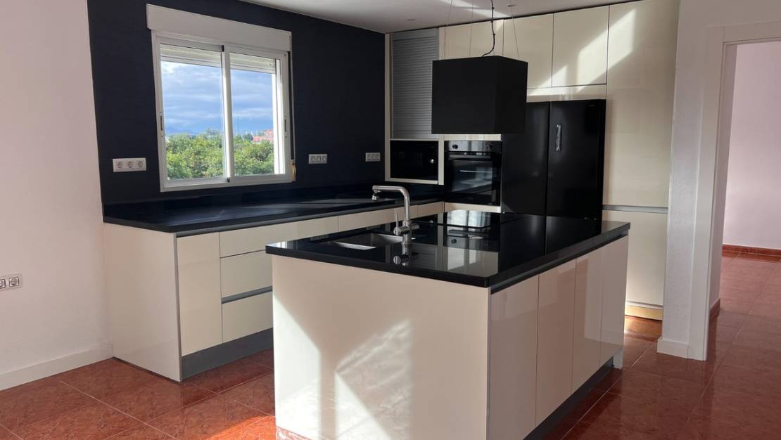 Sale - Villa - Dolores - Dolores Centro