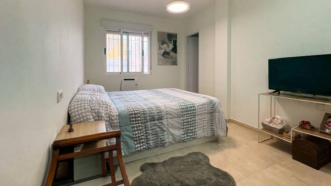 Sale - Villa - Elche - Arenales del Sol