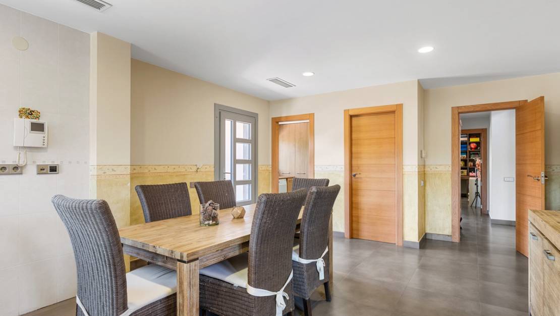 Sale - Villa - Elche - Elche Centro