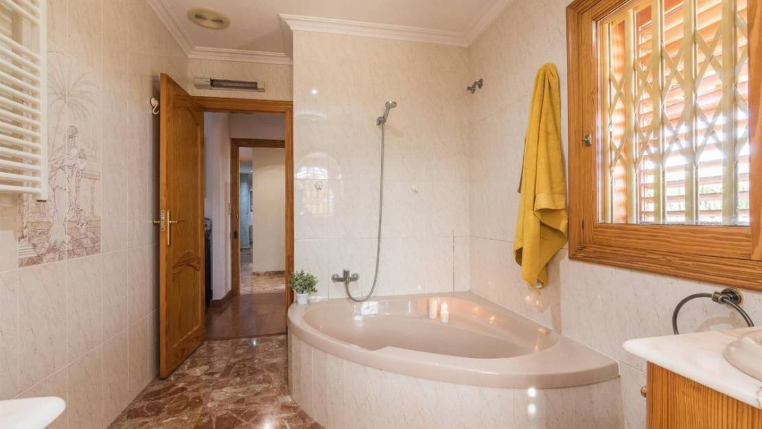 Sale - Villa - Elche - Elche Centro
