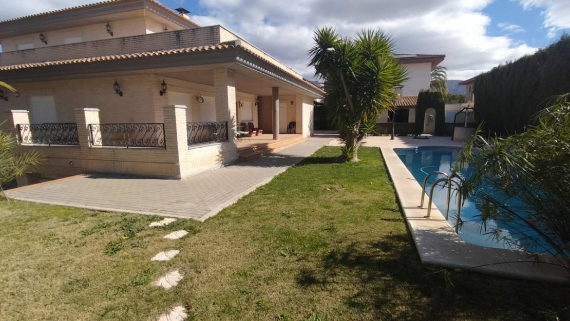 Sale - Villa - Elda - Elda Centro