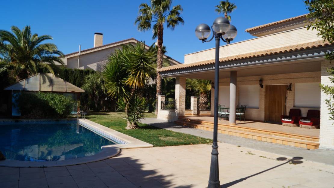 Sale - Villa - Elda - Elda Centro