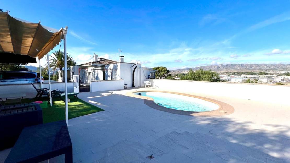 Sale - Villa - Elda - Elda Centro