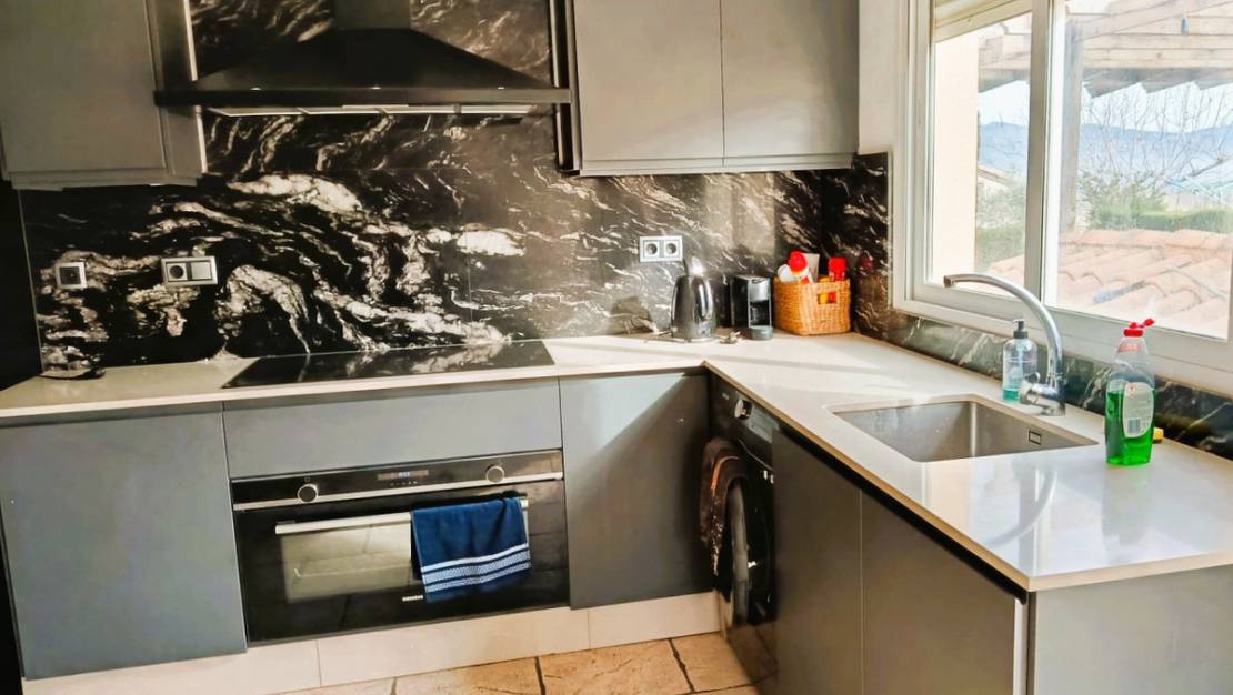 Sale - Villa - Elda - Elda Centro