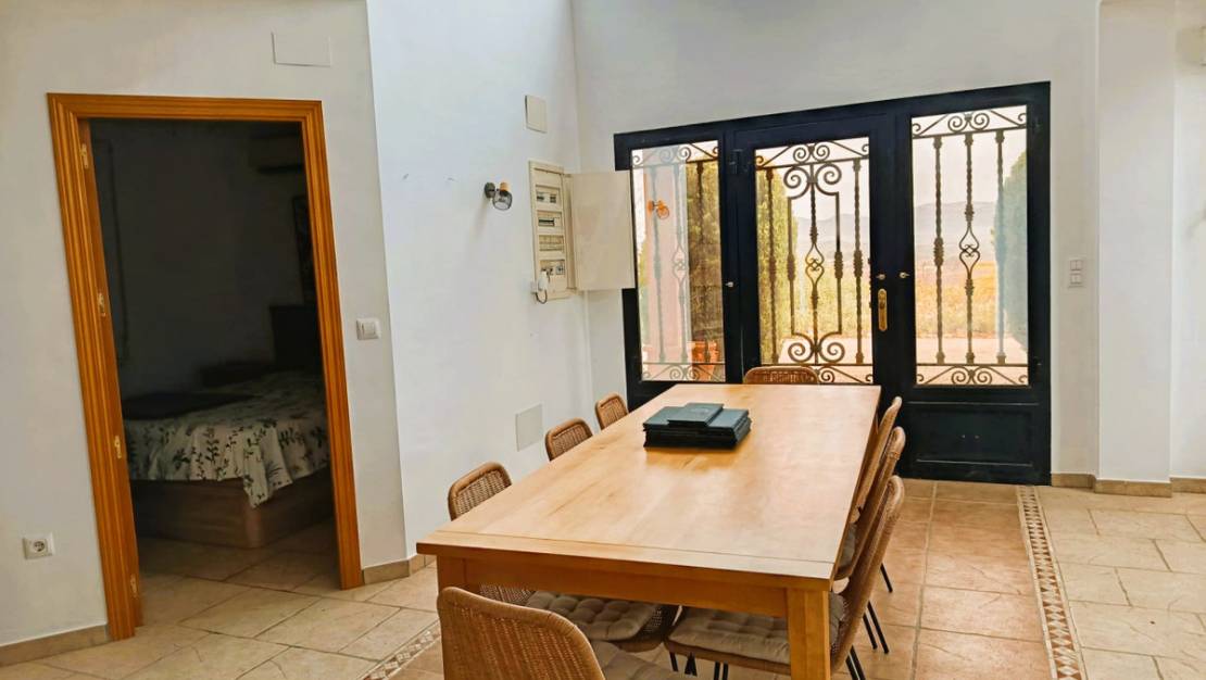 Sale - Villa - Elda - Elda Centro