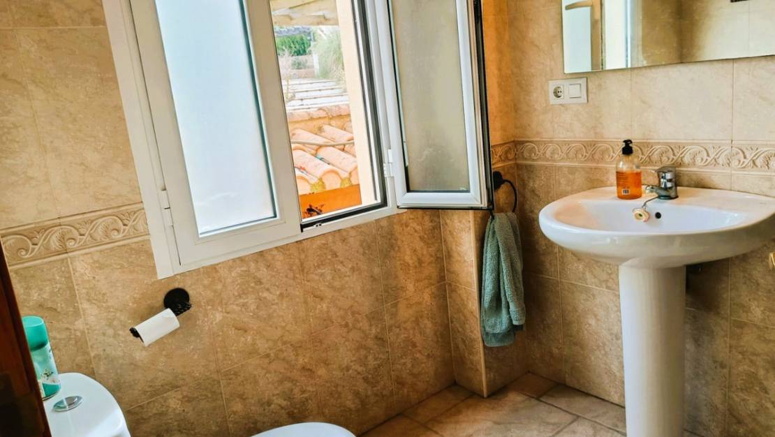 Sale - Villa - Elda - Elda Centro