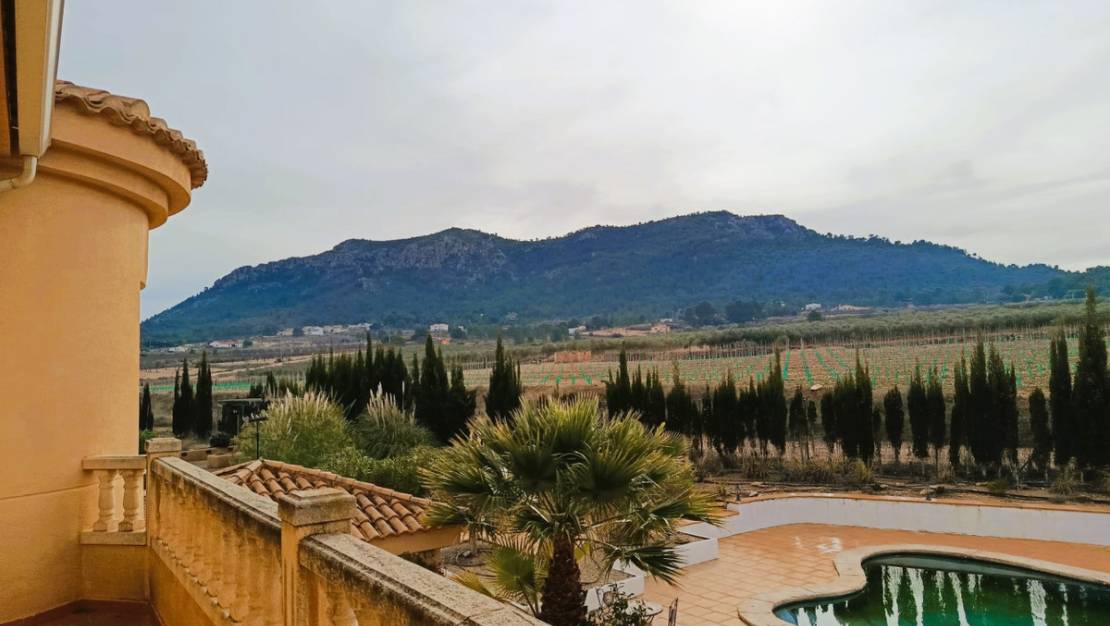 Sale - Villa - Elda - Elda Centro