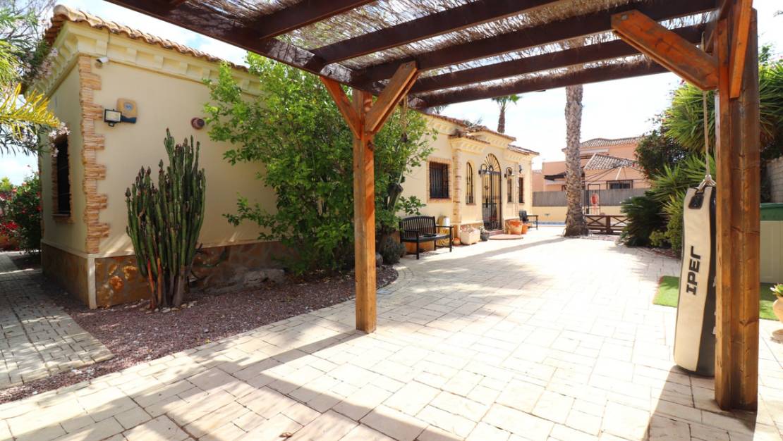 Sale - Villa - Formentera del Segura - Formentera del Segura Centro
