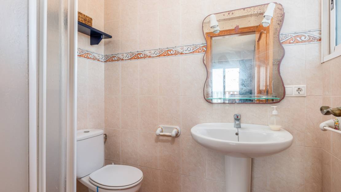 Sale - Villa - Guardamar del Segura - Guardamar del Segura Centro