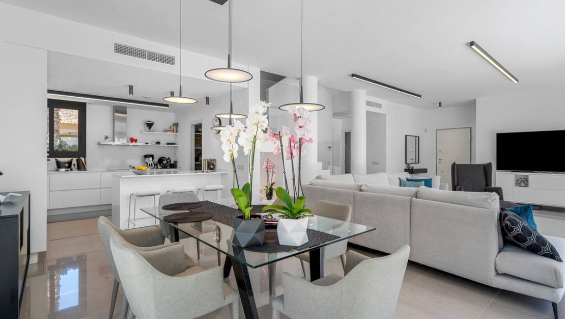 Sale - Villa - Guardamar del Segura - Guardamar del Segura Centro