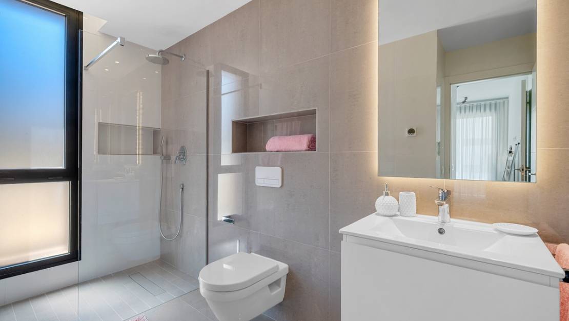 Sale - Villa - Guardamar del Segura - Guardamar del Segura Centro