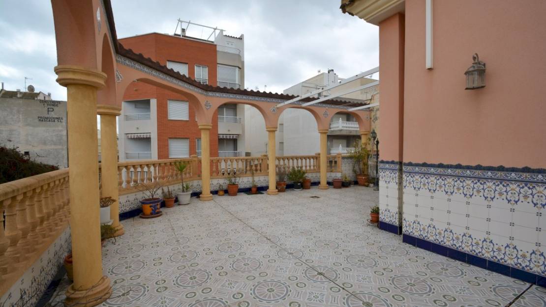Sale - Villa - Guardamar del Segura - Guardamar del Segura Centro