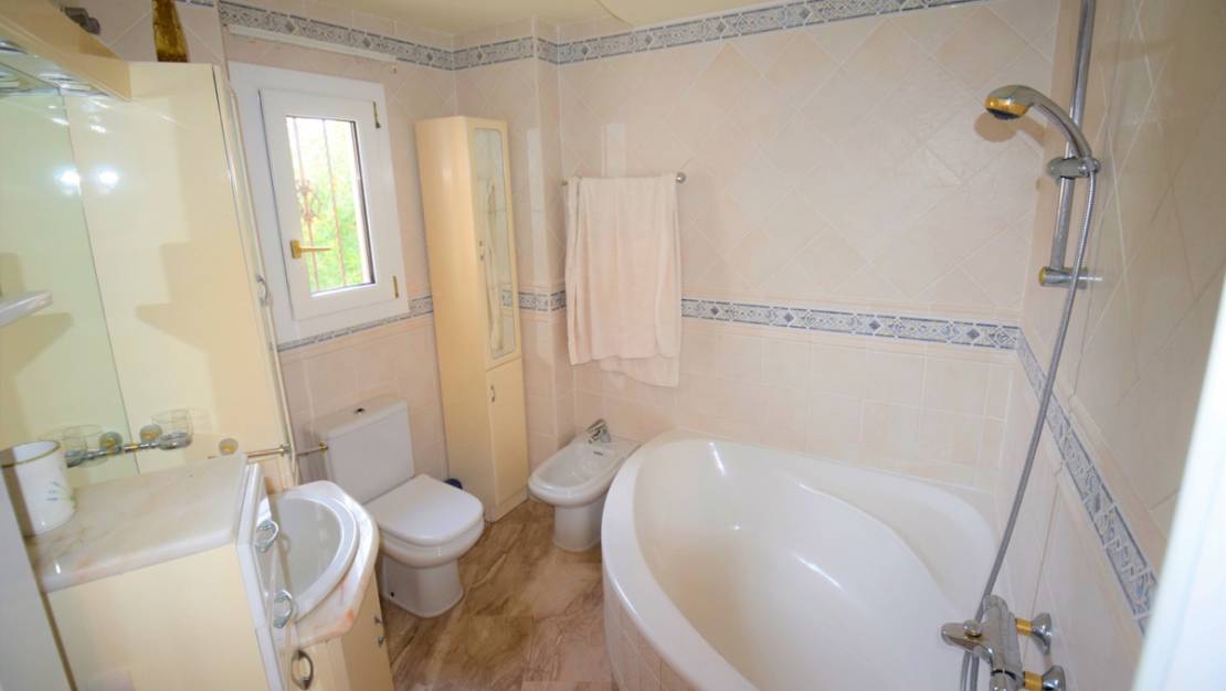 Sale - Villa - Guardamar del Segura - Guardamar del Segura Centro