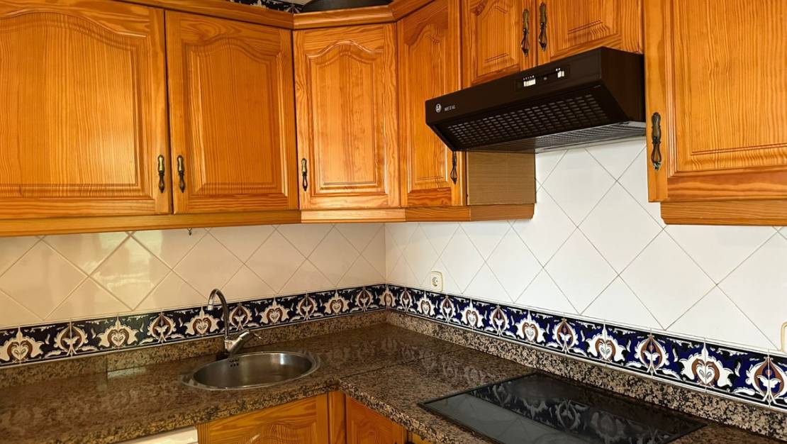 Sale - Villa - Guardamar del Segura - Guardamar del Segura Centro