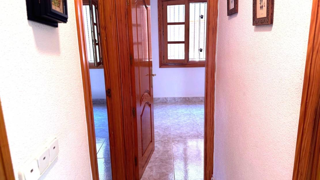 Sale - Villa - Guardamar del Segura - Guardamar del Segura Centro