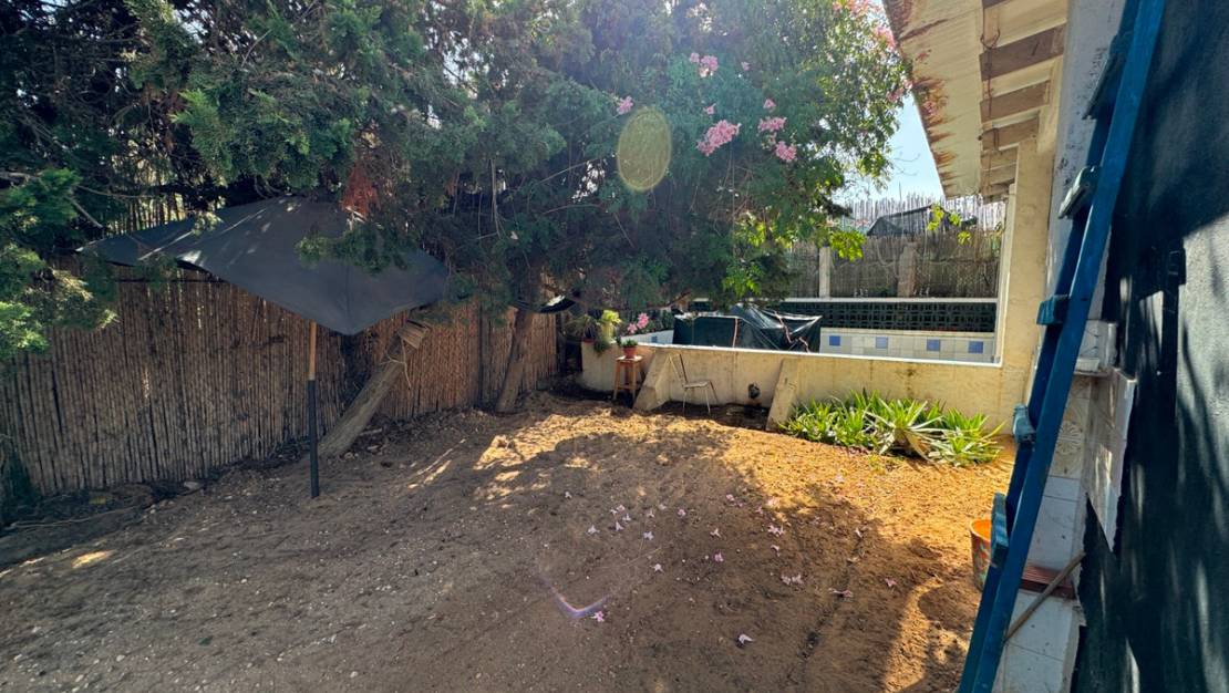 Sale - Villa - Guardamar del Segura - Guardamar del Segura Centro