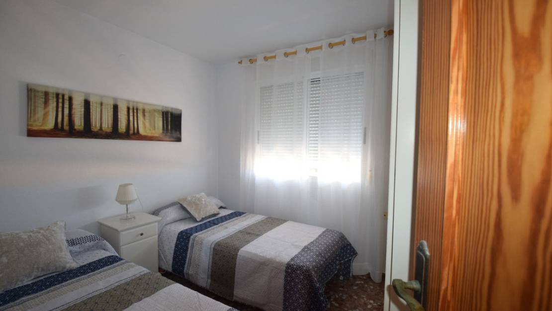 Sale - Villa - Guardamar del Segura - Guardamar del Segura Centro