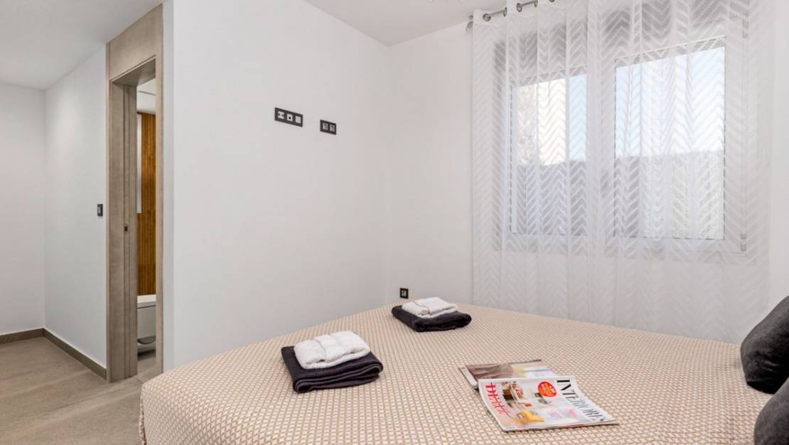 Sale - Villa - Guardamar del Segura - Guardamar del Segura Centro