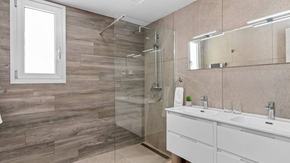 Sale - Villa - Guardamar del Segura - Guardamar del Segura Centro