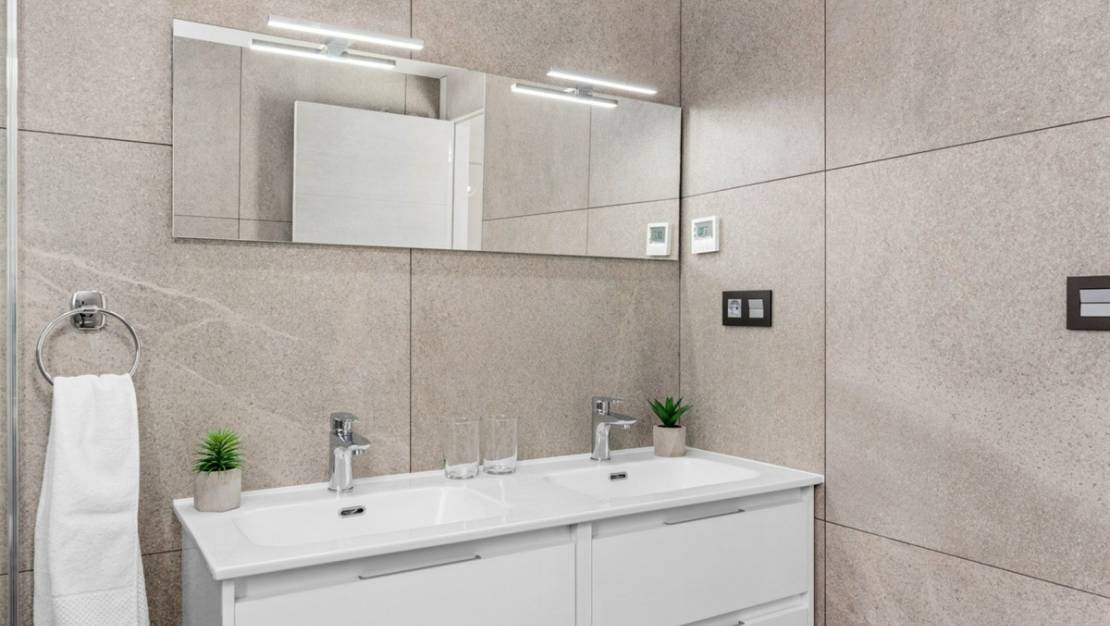 Sale - Villa - Guardamar del Segura - Guardamar del Segura Centro