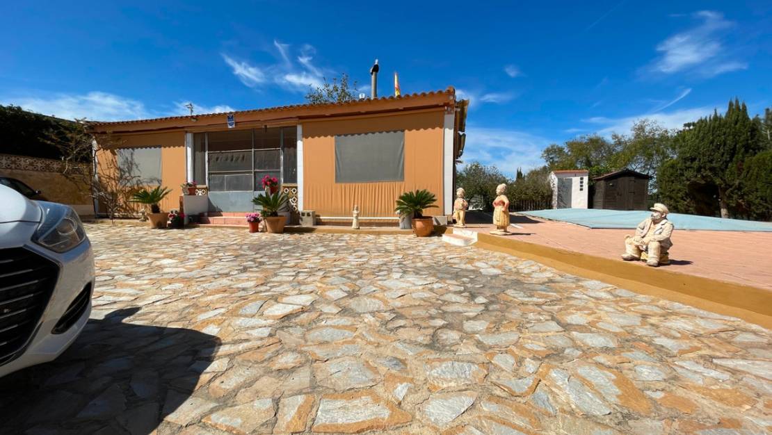 Sale - Villa - Guardamar del Segura - Guardamar del Segura Centro