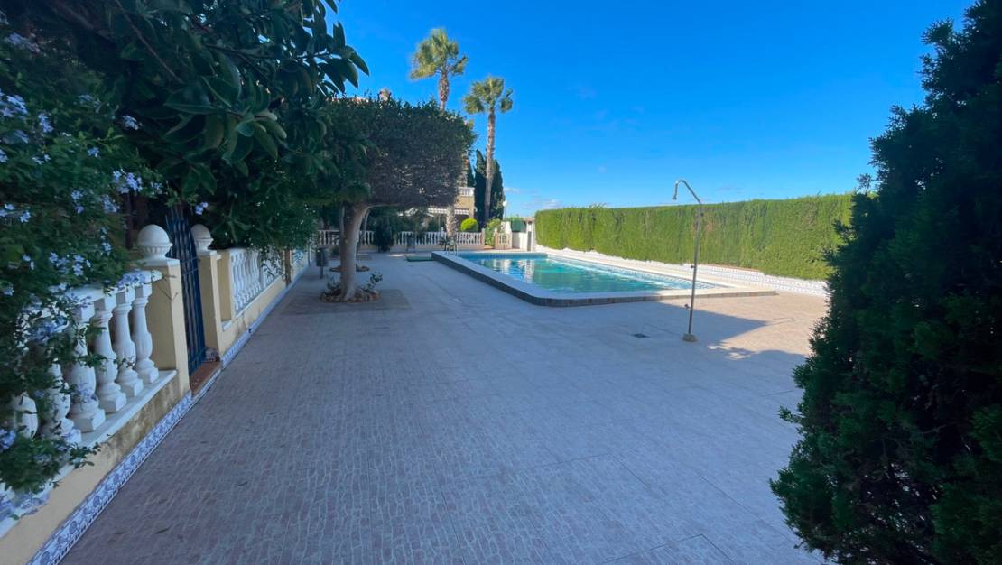 Sale - Villa - Guardamar del Segura - Guardamar del Segura Centro