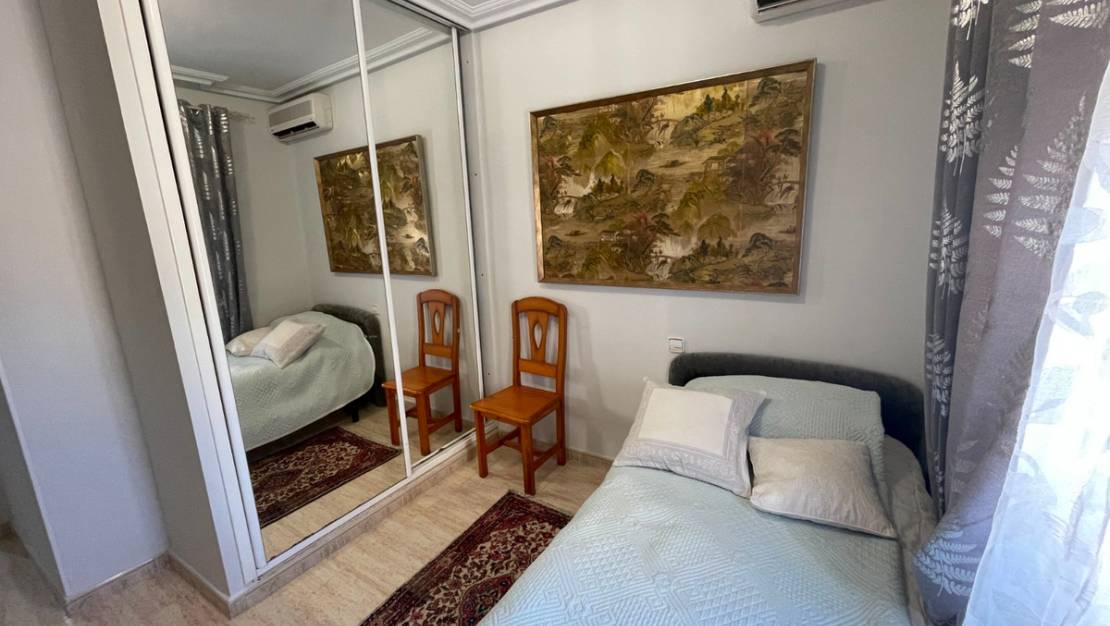 Sale - Villa - Guardamar del Segura - Guardamar del Segura Centro