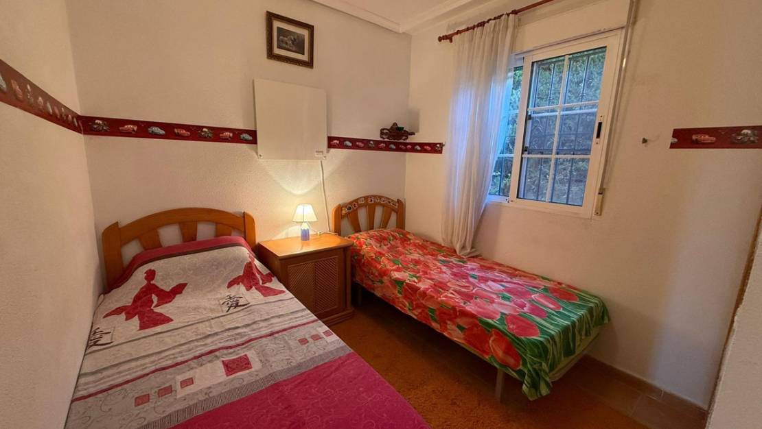 Sale - Villa - Guardamar del Segura - Guardamar del Segura Centro