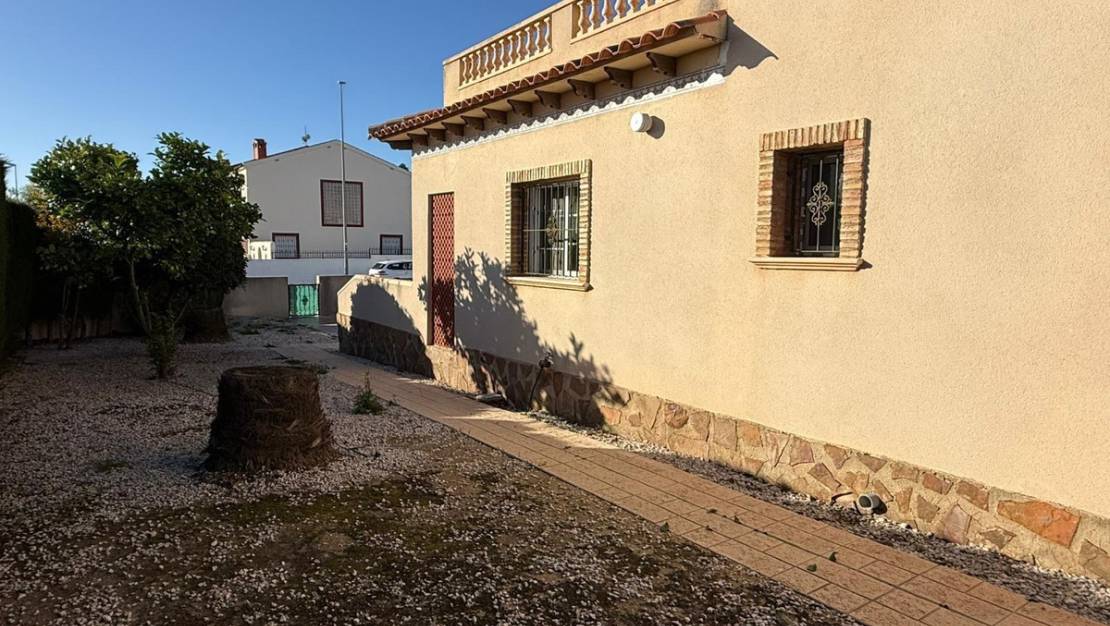 Sale - Villa - Guardamar del Segura - Guardamar del Segura Centro