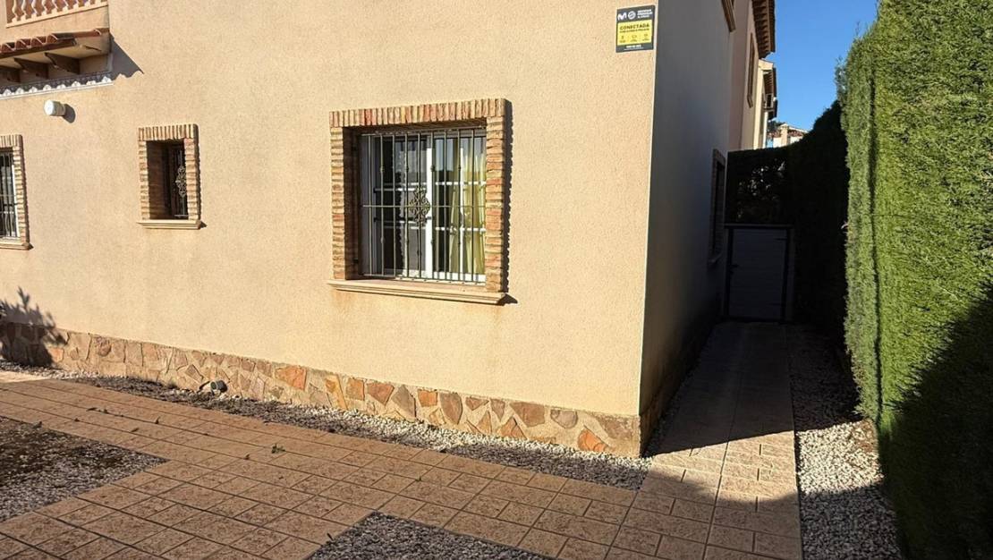 Sale - Villa - Guardamar del Segura - Guardamar del Segura Centro