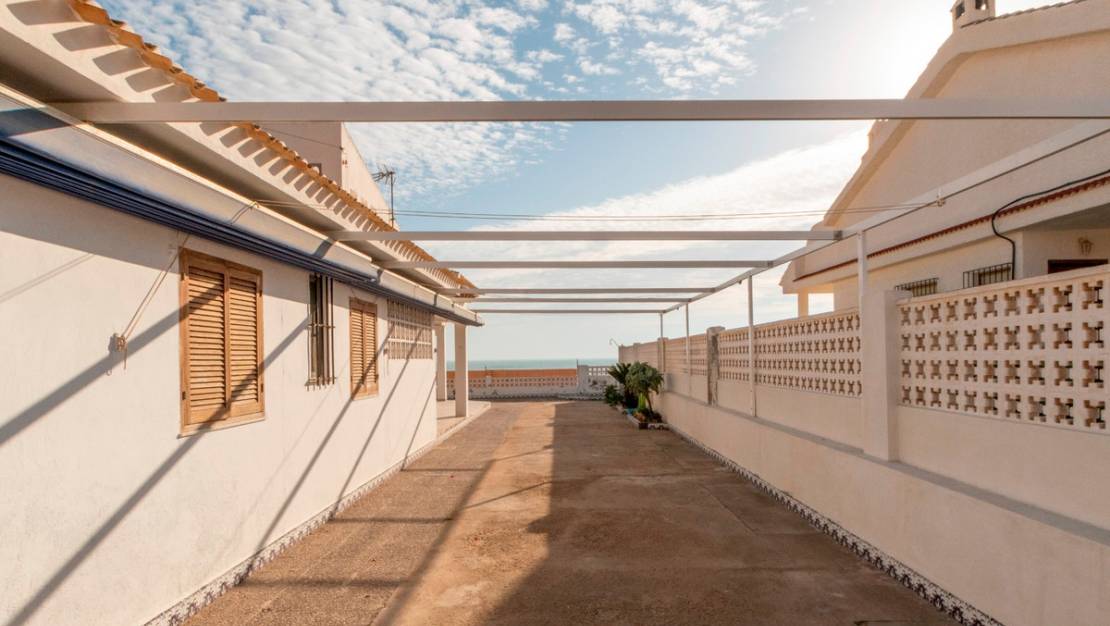 Sale - Villa - Guardamar del Segura - Guardamar del Segura Centro