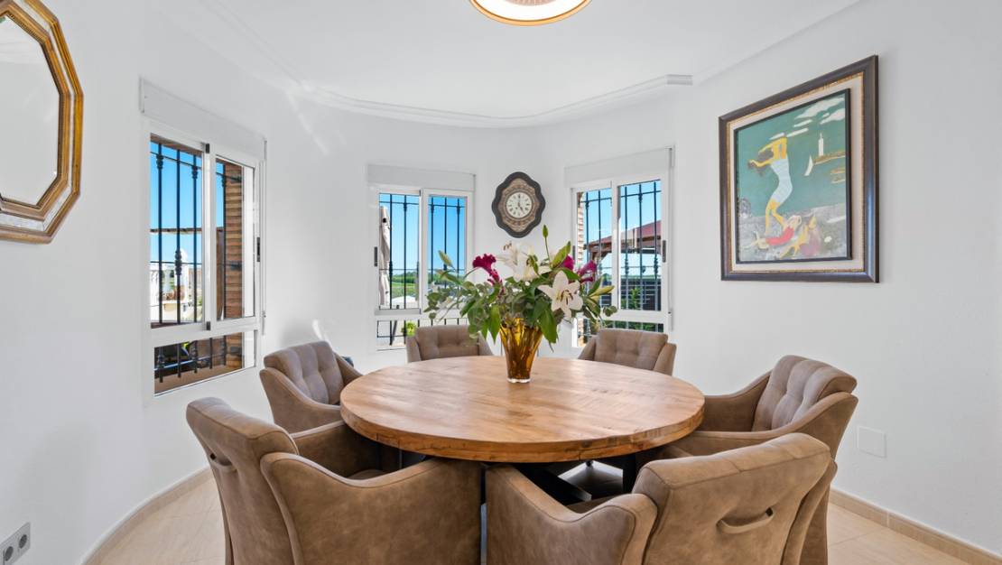 Sale - Villa - Guardamar del Segura - Guardamar del Segura Centro