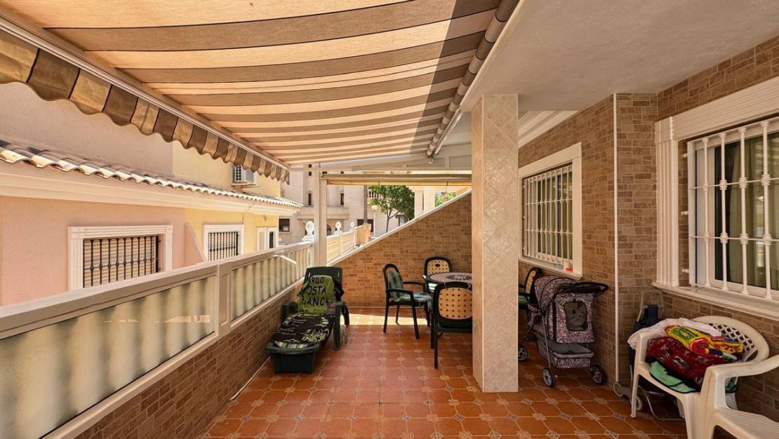 Sale - Villa - Guardamar del Segura - Guardamar del Segura Centro