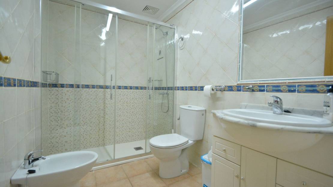 Sale - Villa - Guardamar del Segura - Guardamar del Segura Centro