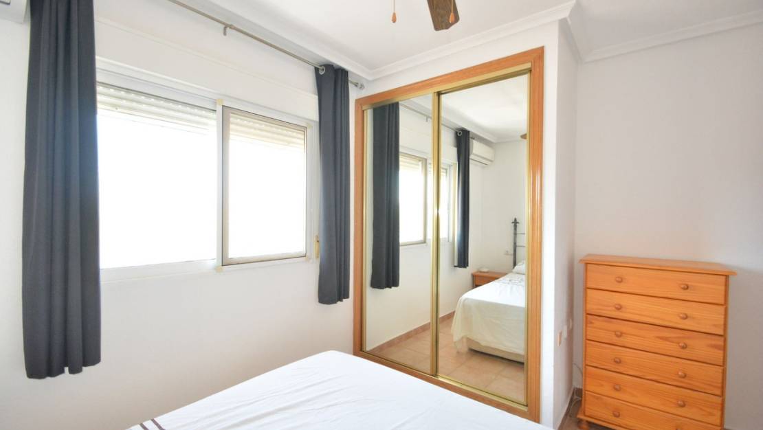 Sale - Villa - Guardamar del Segura - Guardamar del Segura Centro