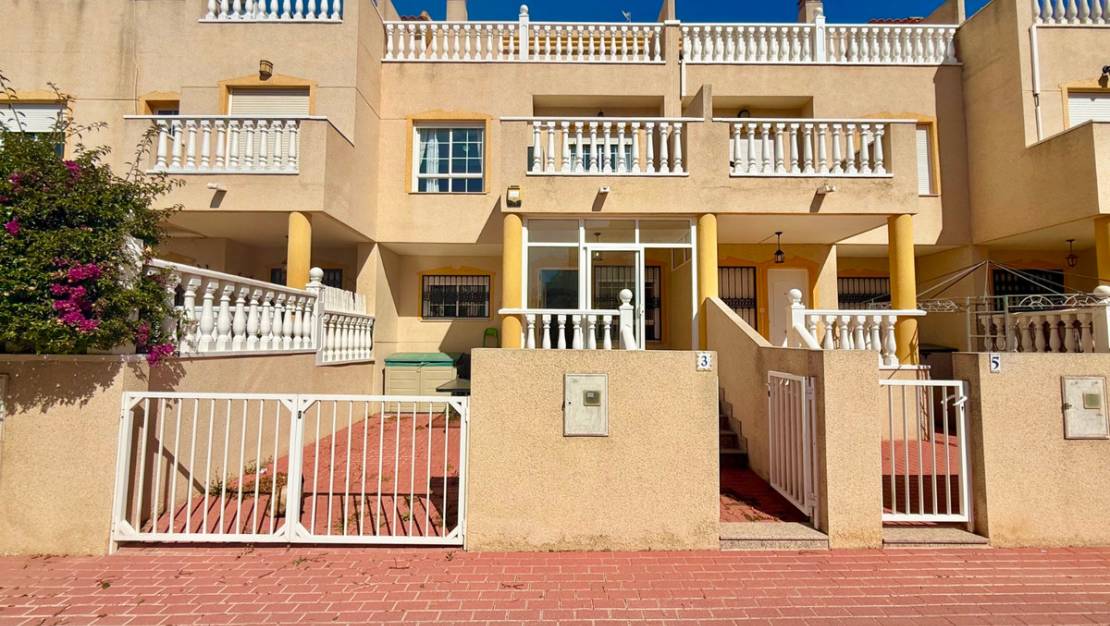 Sale - Villa - Guardamar del Segura - Guardamar del Segura Centro