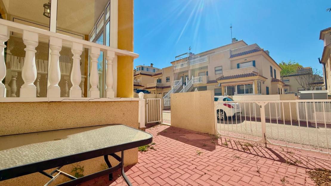 Sale - Villa - Guardamar del Segura - Guardamar del Segura Centro