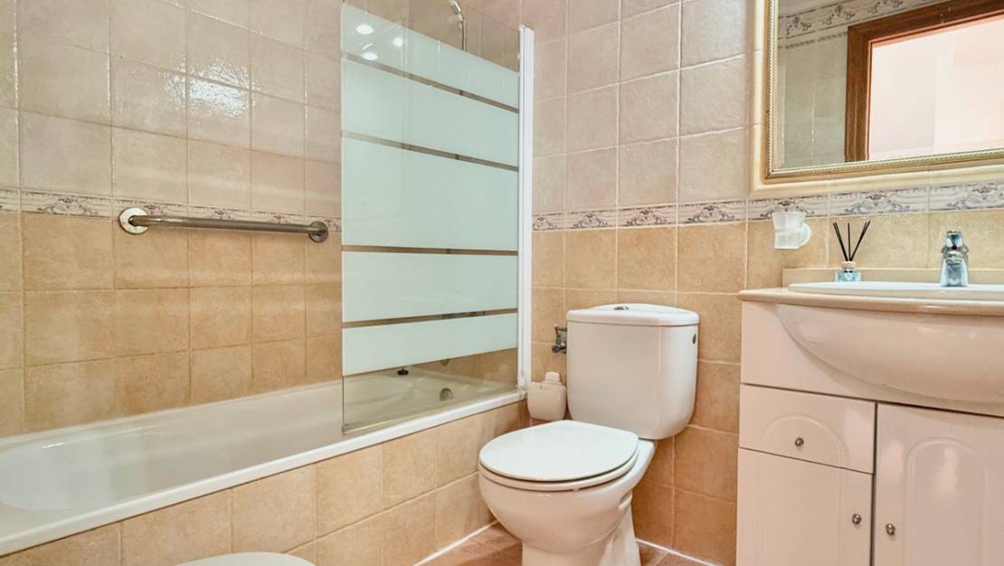 Sale - Villa - Guardamar del Segura - Guardamar del Segura Centro