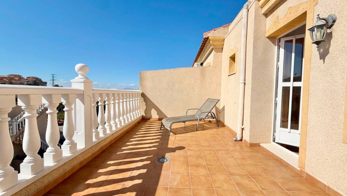Sale - Villa - Guardamar del Segura - Guardamar del Segura Centro