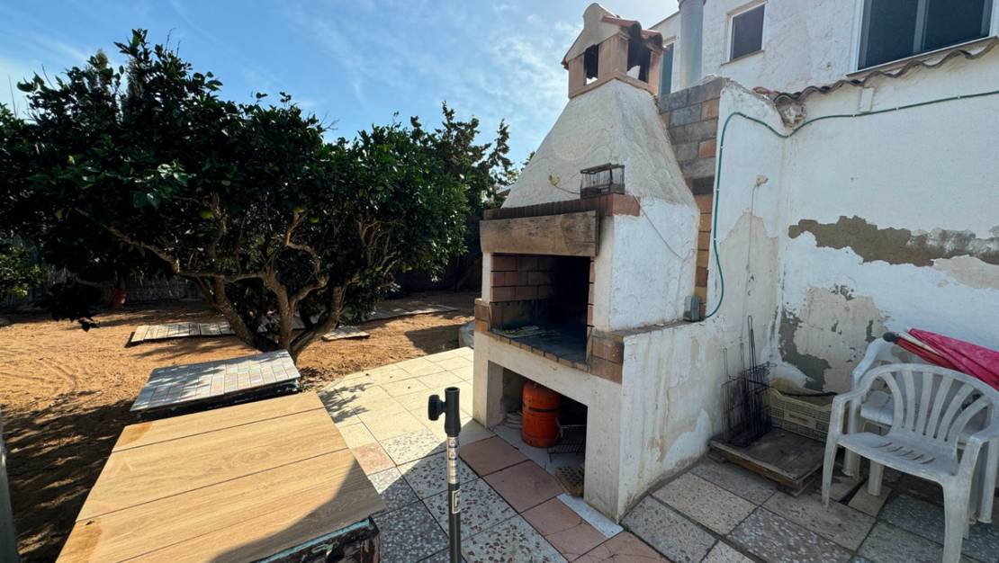 Sale - Villa - Guardamar del Segura - Guardamar del Segura Centro